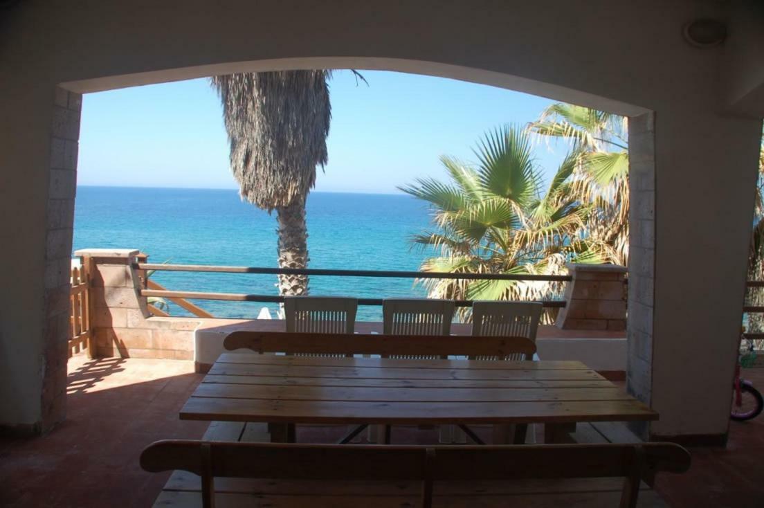 Waterfront Apartments Bosa Porto Alabe Dış mekan fotoğraf