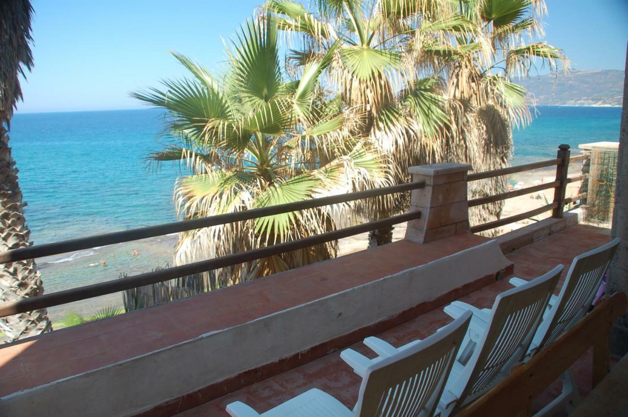 Waterfront Apartments Bosa Porto Alabe Dış mekan fotoğraf