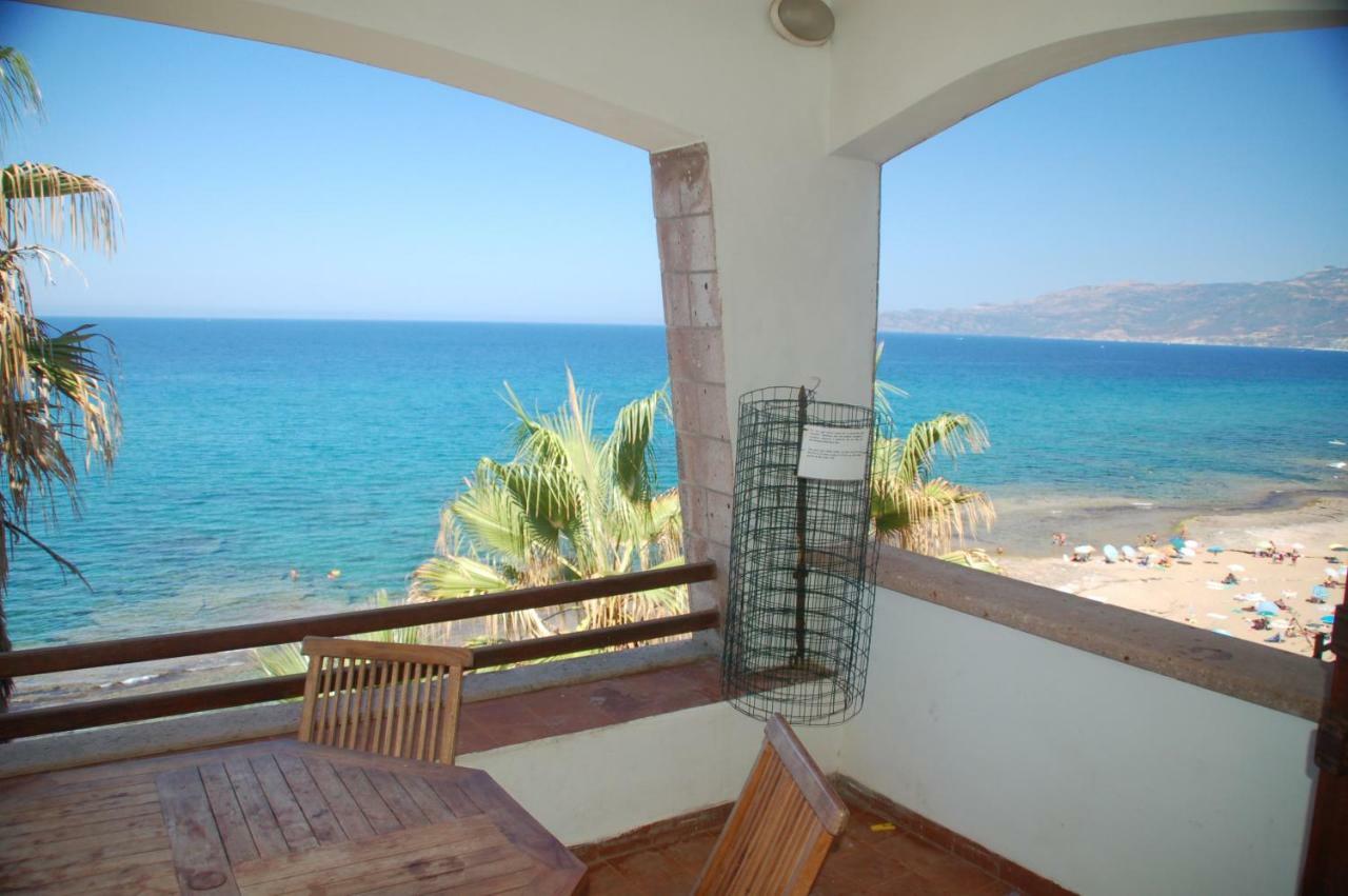 Waterfront Apartments Bosa Porto Alabe Dış mekan fotoğraf
